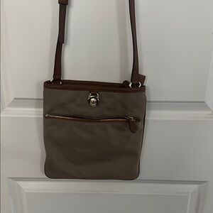 Michael Kors Kempton Crossbody